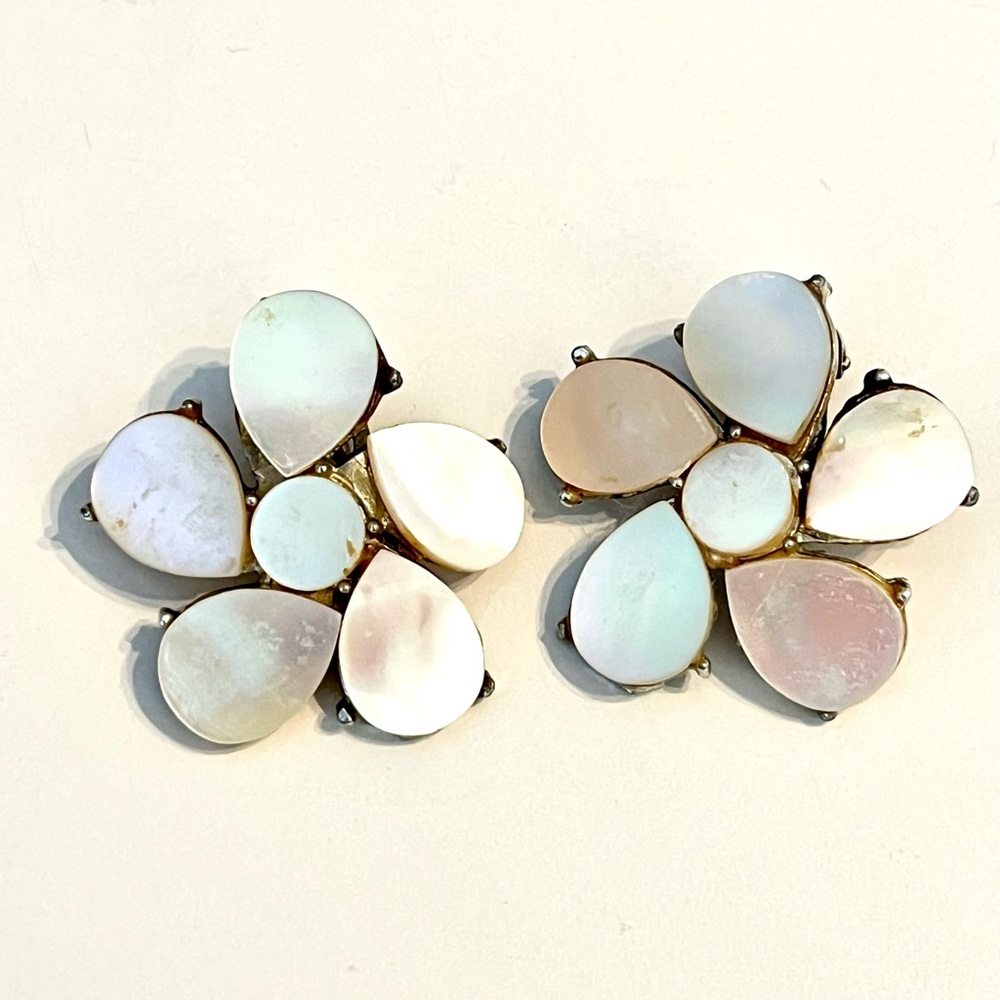 Vintage 50’s Glamorous Costume Clip-On Earrings - Picture 4 of 7